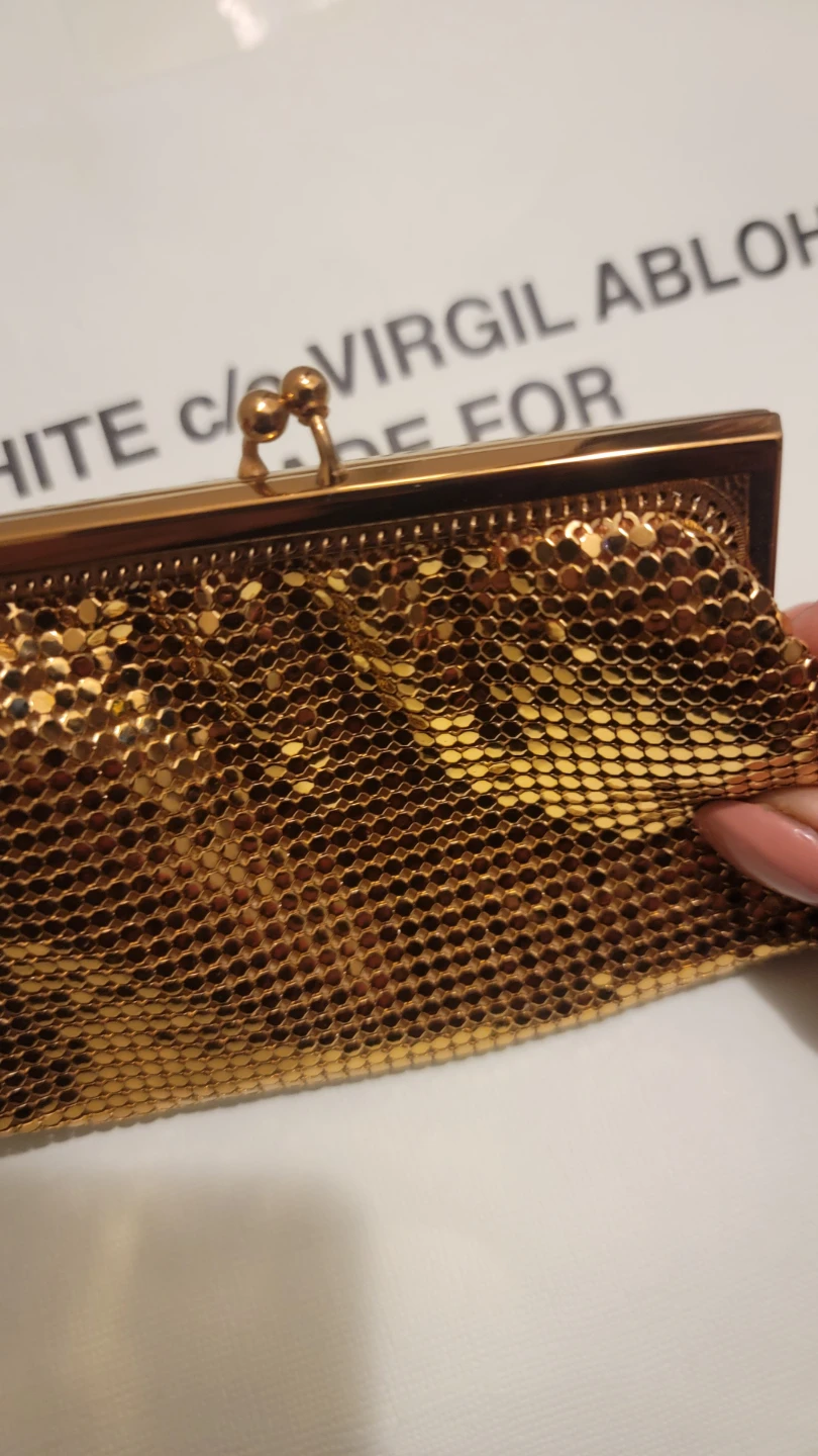 Vintage Gold Tone Mesh Clutch - photo 3