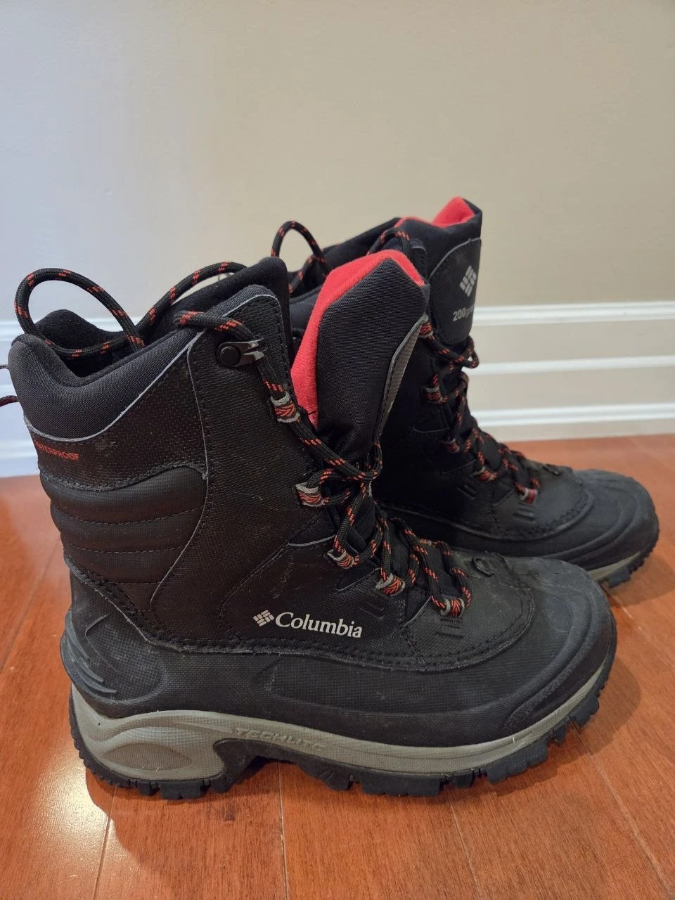 Columbia 200g Winter Boots - Size 8.5W