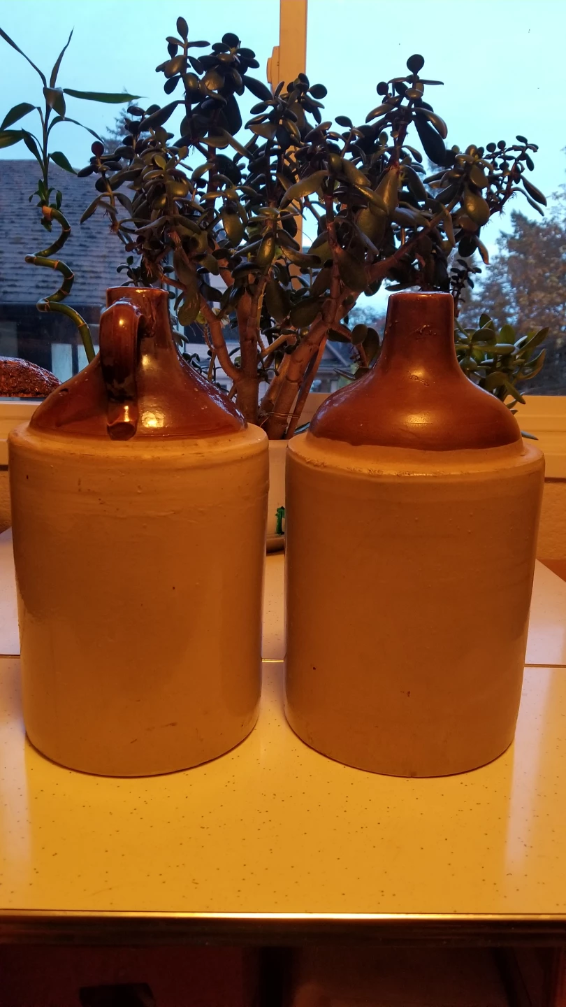 Two Vintage Stoneware Jugs - photo 2