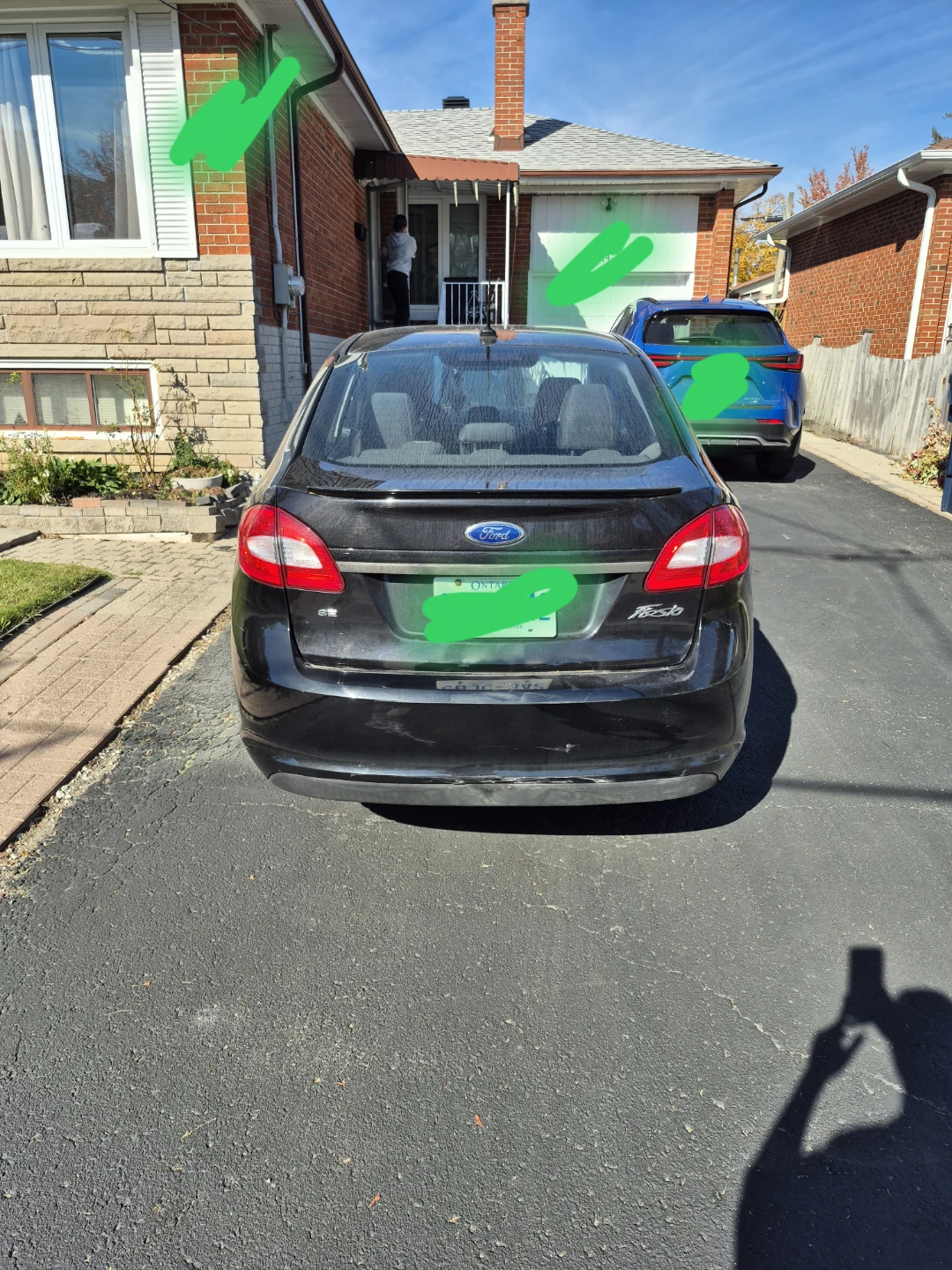 Black Ford Fiesta Hatchback - photo 4