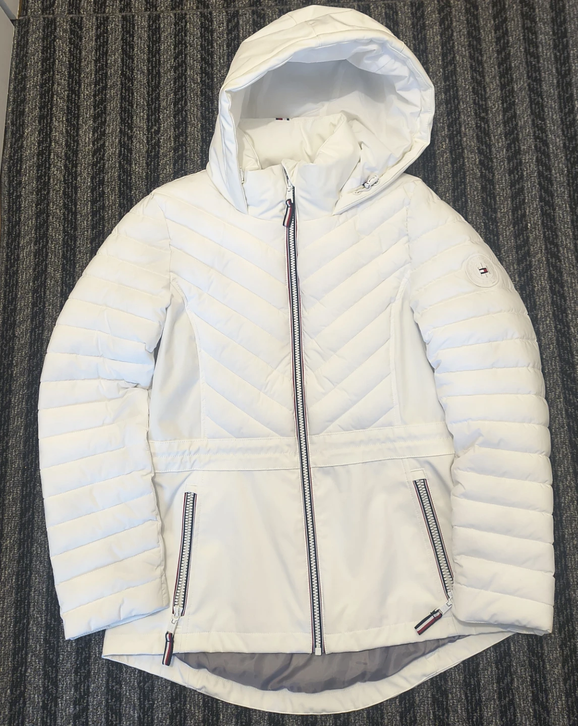 Tommy Hilfiger White Quilted Hooded Jacket XS