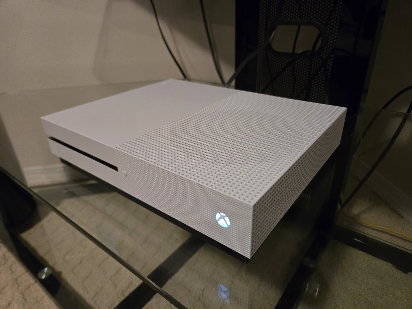 Xbox One S 500GB Bundle | Red PDP Controller | Watch Dogs - photo 2