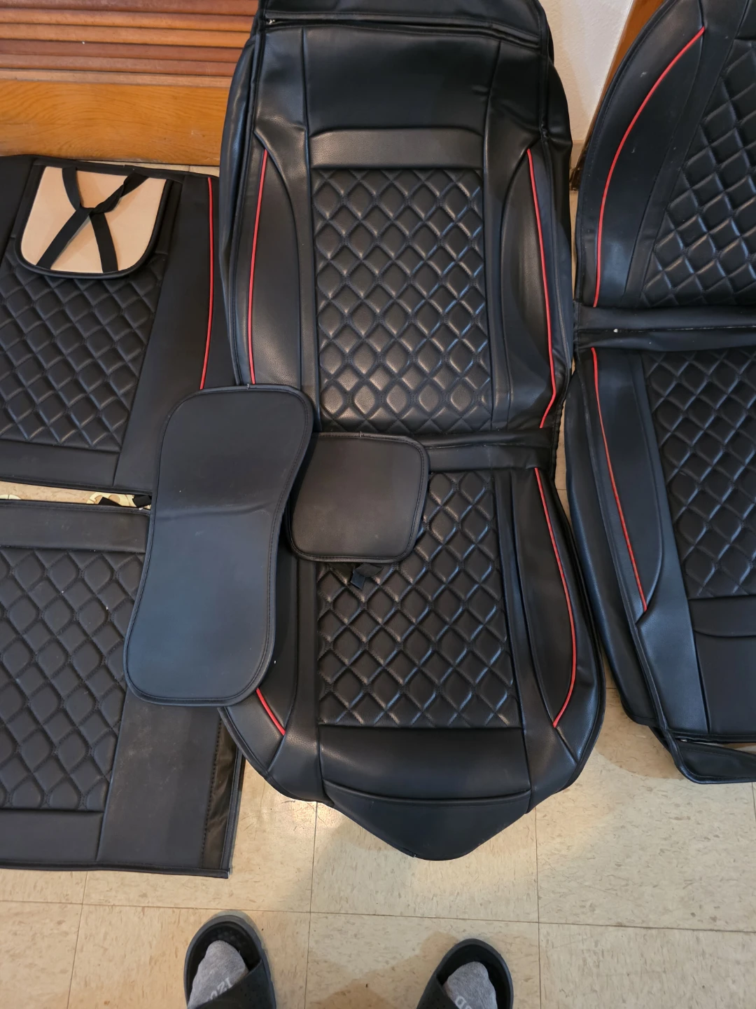 Black and Red Quilted Car Seat Covers - photo 3