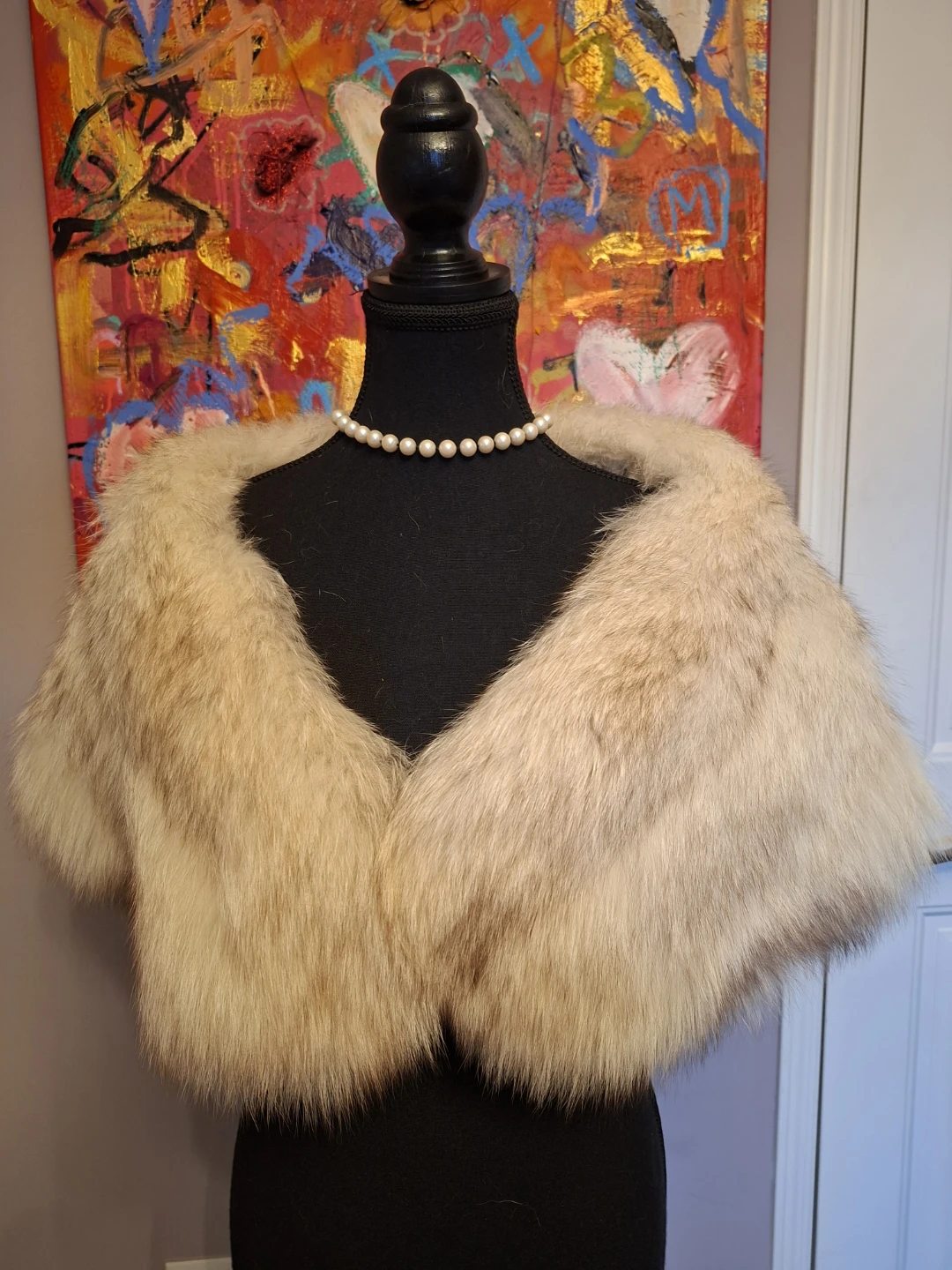 Vintg. Fur Stole Wrap Shawl – Blonde / Silver Fox or Arctic Fox