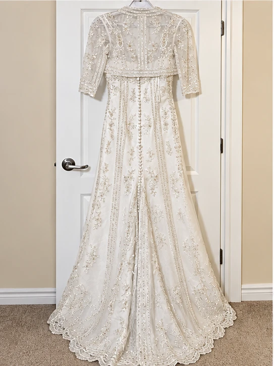 Mori Lee Designer Wedding Dress with Bolero | Size 5/6 - photo 3
