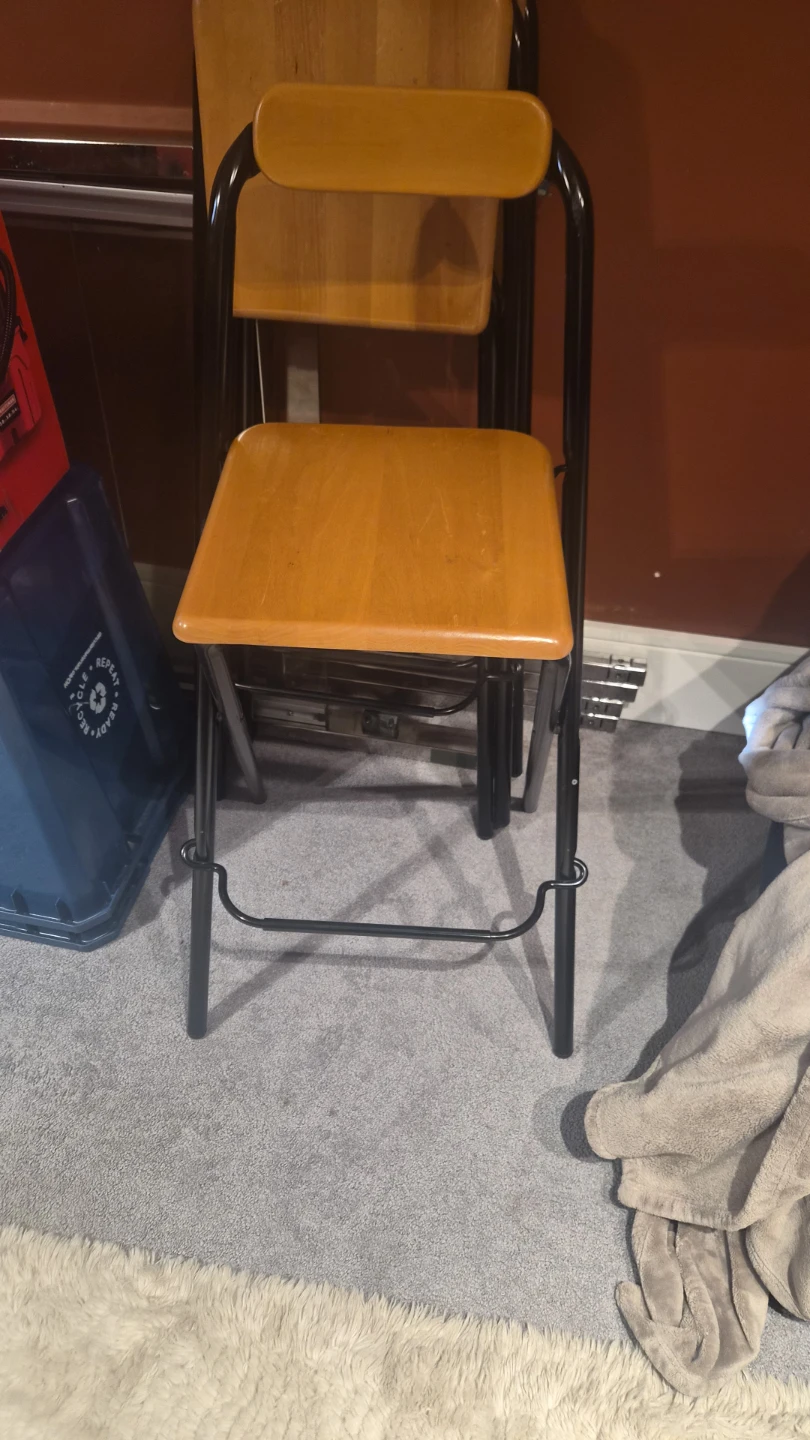 Bar stools - foldable - photo 3