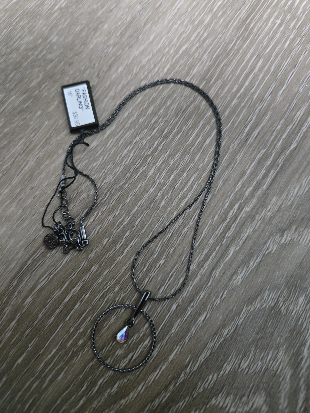 Fashion Darling Teardrop Pendant Necklace