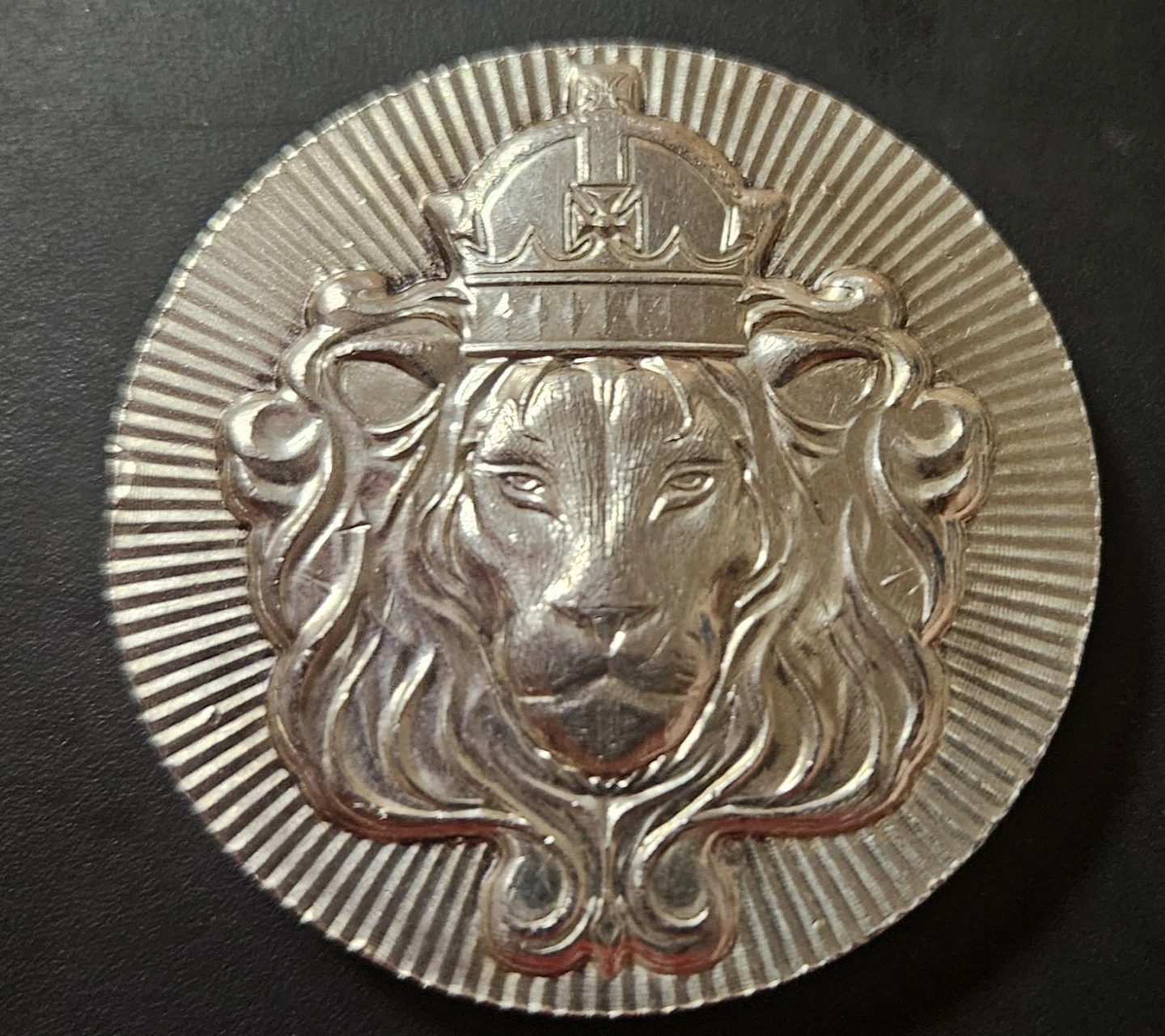 Scottsdale Mint 2 Troy Oz .999 Fine Silver Lion Round