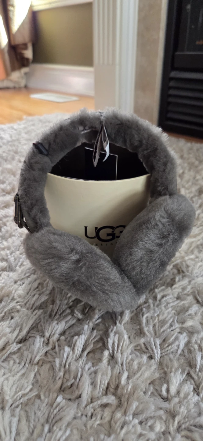 UGG AUSTRALIA Fur Earmuffs - photo 2
