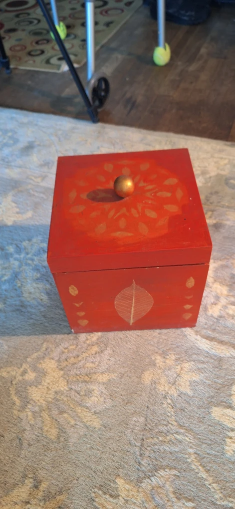 Red Decorative Wooden Box - photo 2
