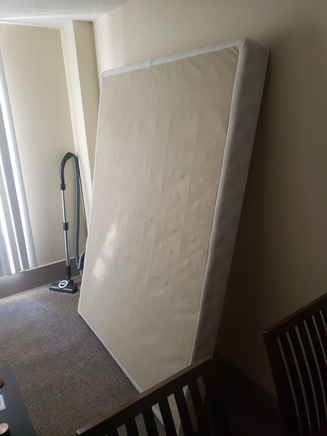 Queen Size Box Spring - photo 2