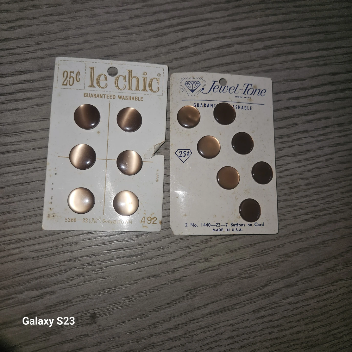 Vintage Le Chic Buttons - photo 3