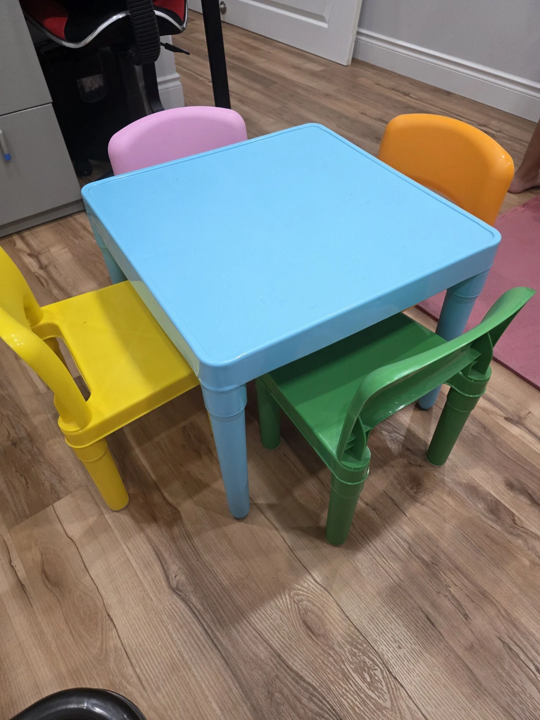 Kids Plastic Activity Table and Four Chairs