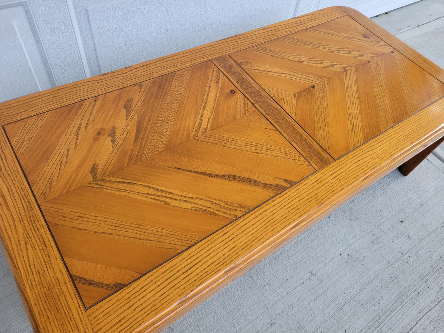 Vintage Mid-Century Oak Parquet Coffee Table | Rounded Corners. - photo 4