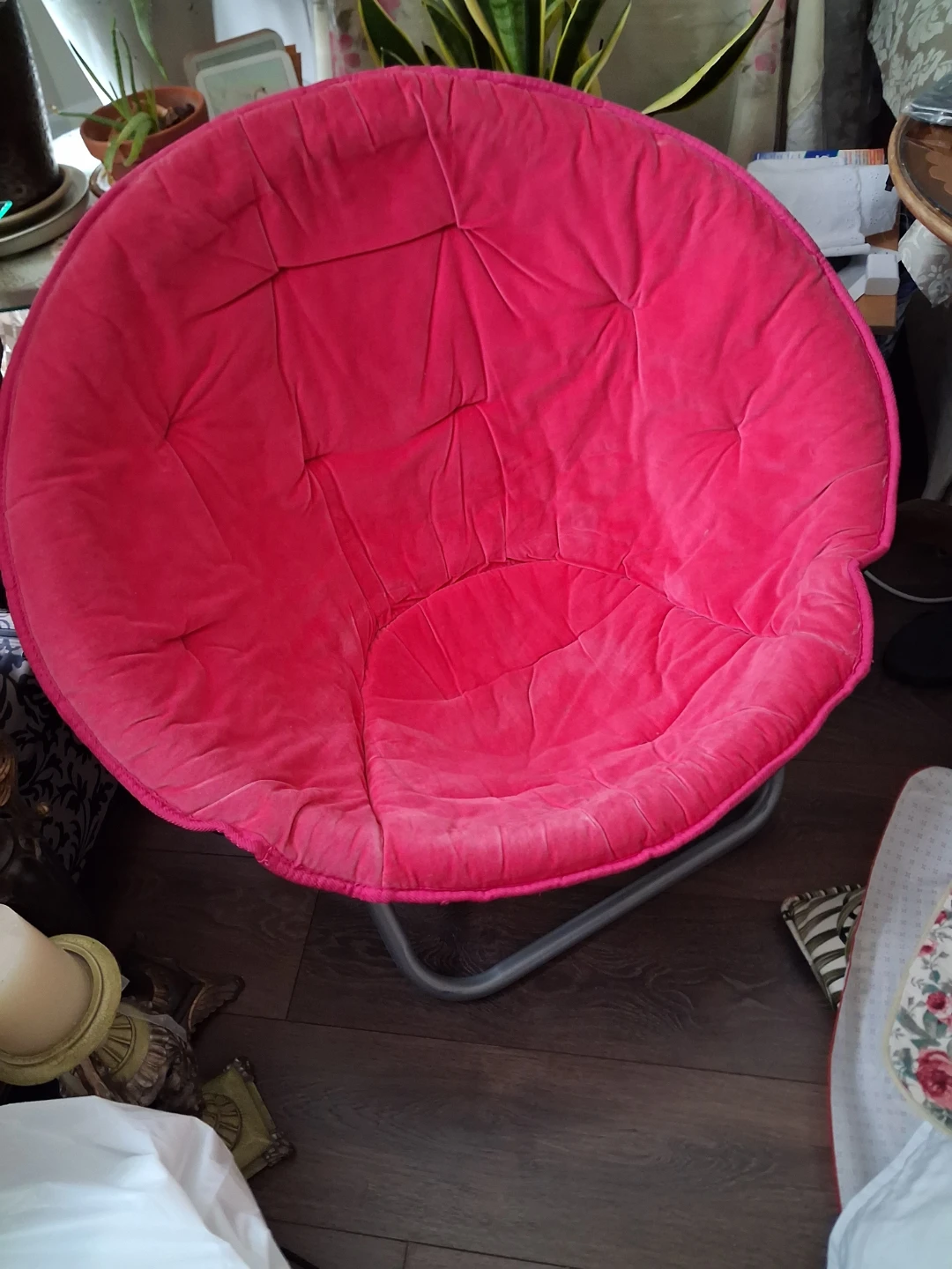 Hot Pink Saucer Chair