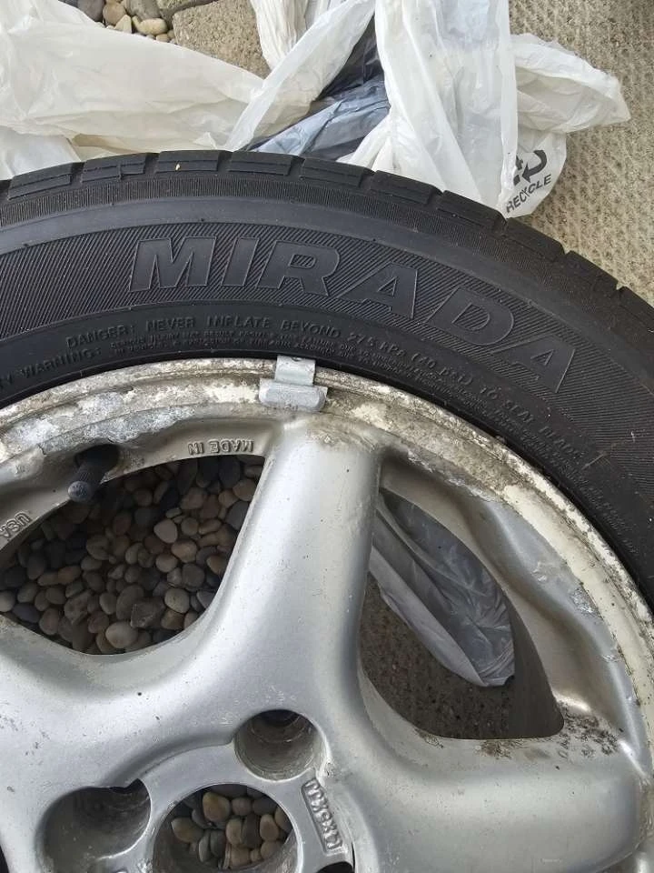 Mirada Sport GTX P195/60R14 Tire with 14x5.5JJ Rim - photo 4