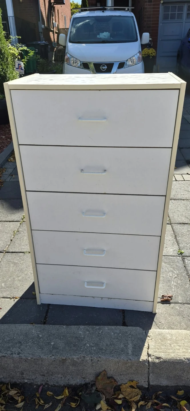 White 5-Drawer Dresser