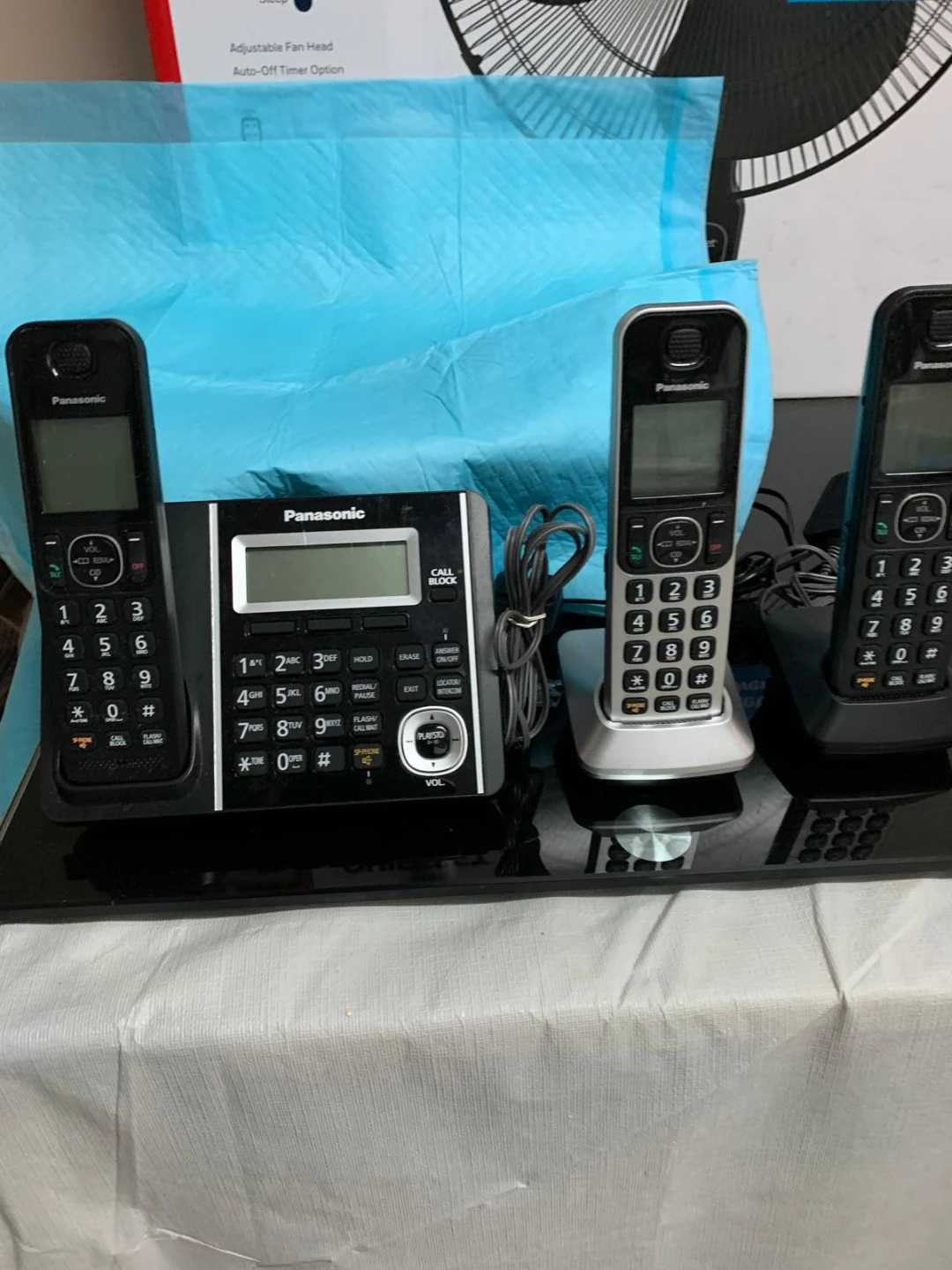 Panasonic Cordless Phone System with 3 Handsets - photo 5