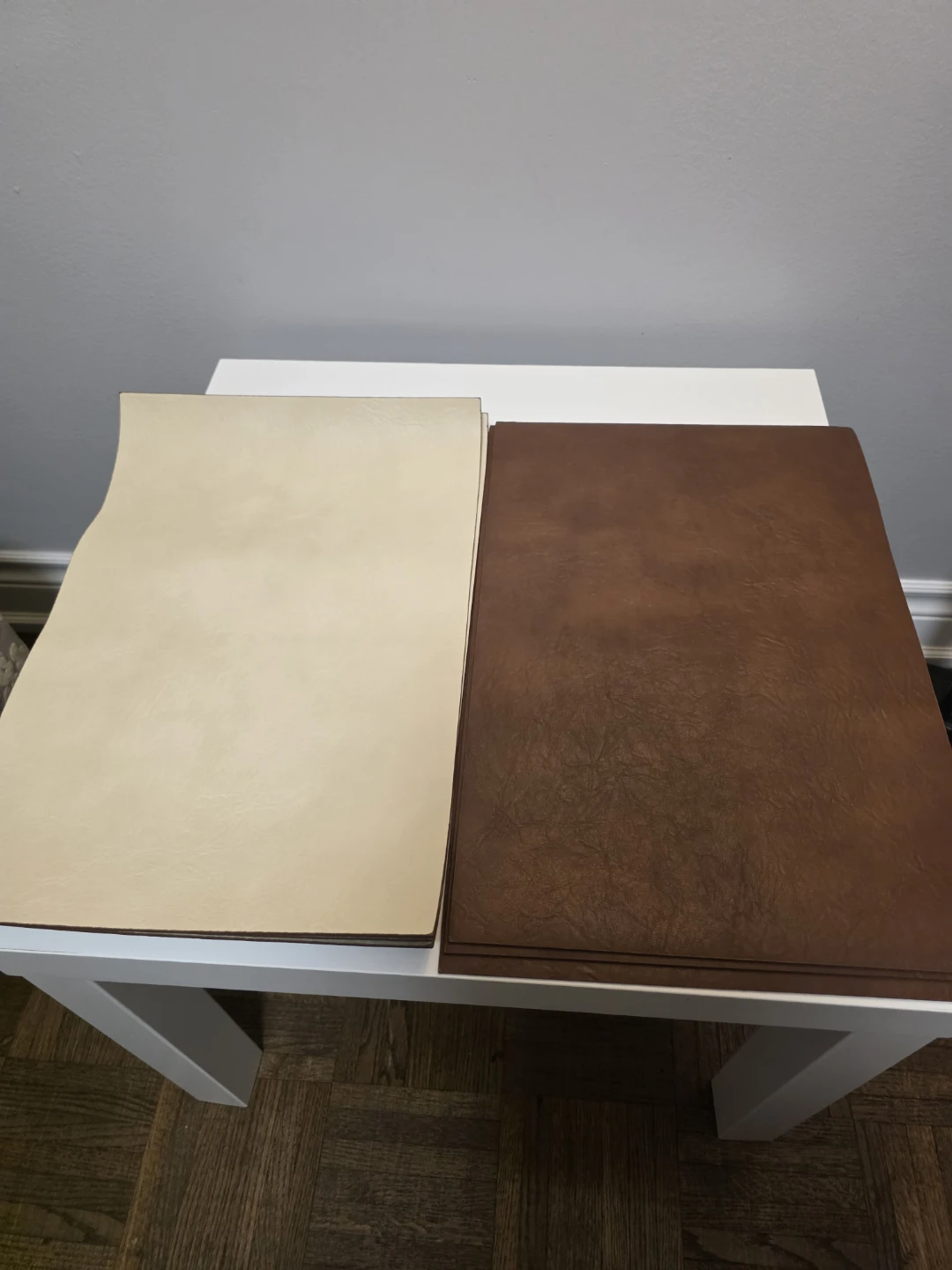 Set of Faux Leather Place Mats - 6 pieces