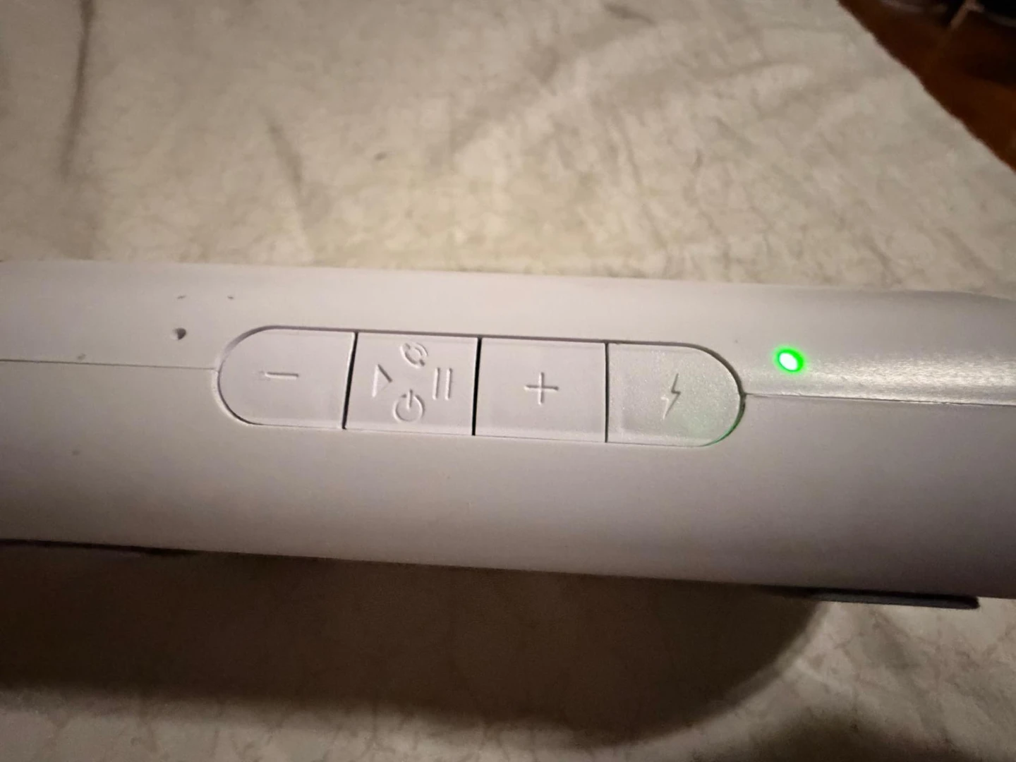 Vivo Powerstick Portable Wireless Speaker and Power Bank - photo 4