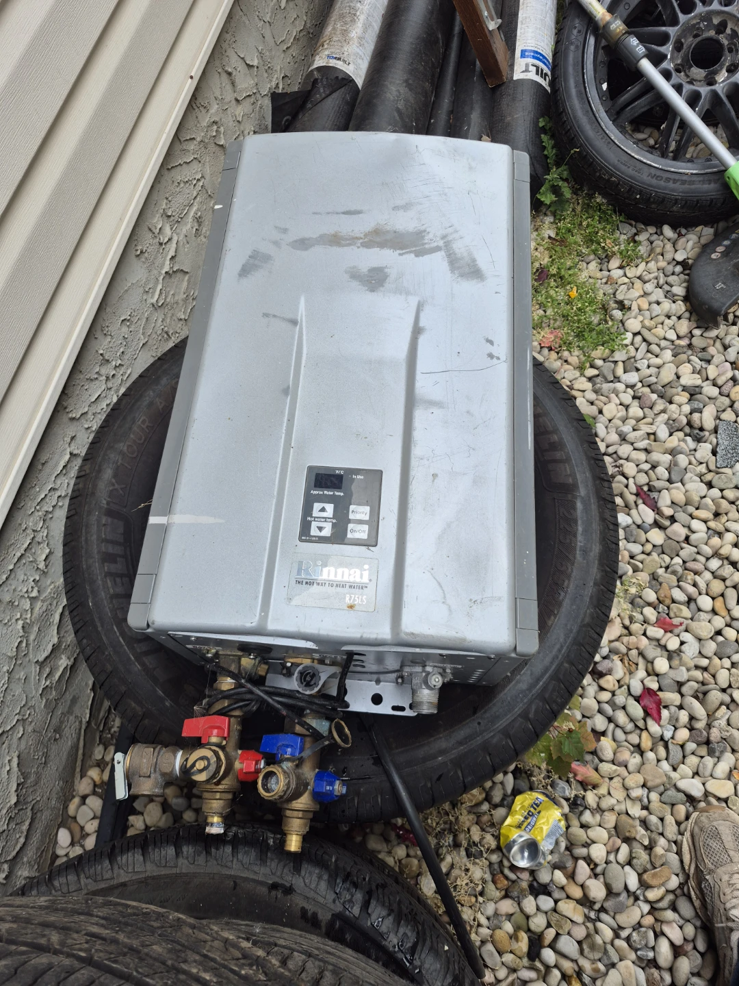 Rinnai R75LS Tankless Natural Gas Water Heater