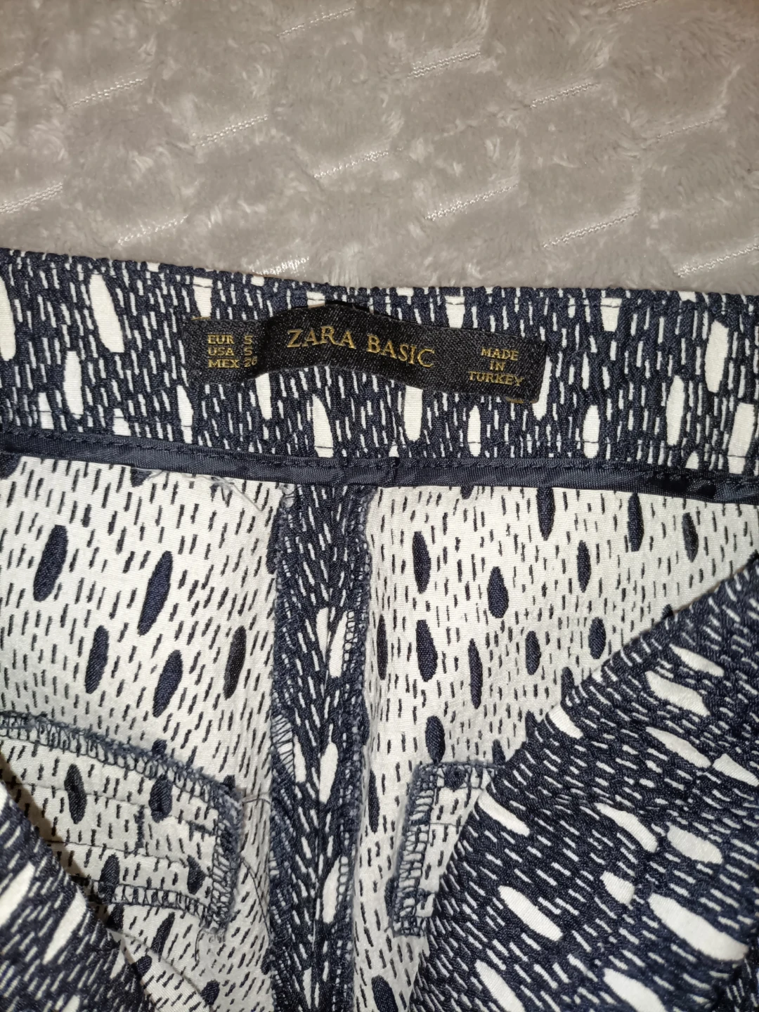 Zara Basic Printed Trousers - photo 2