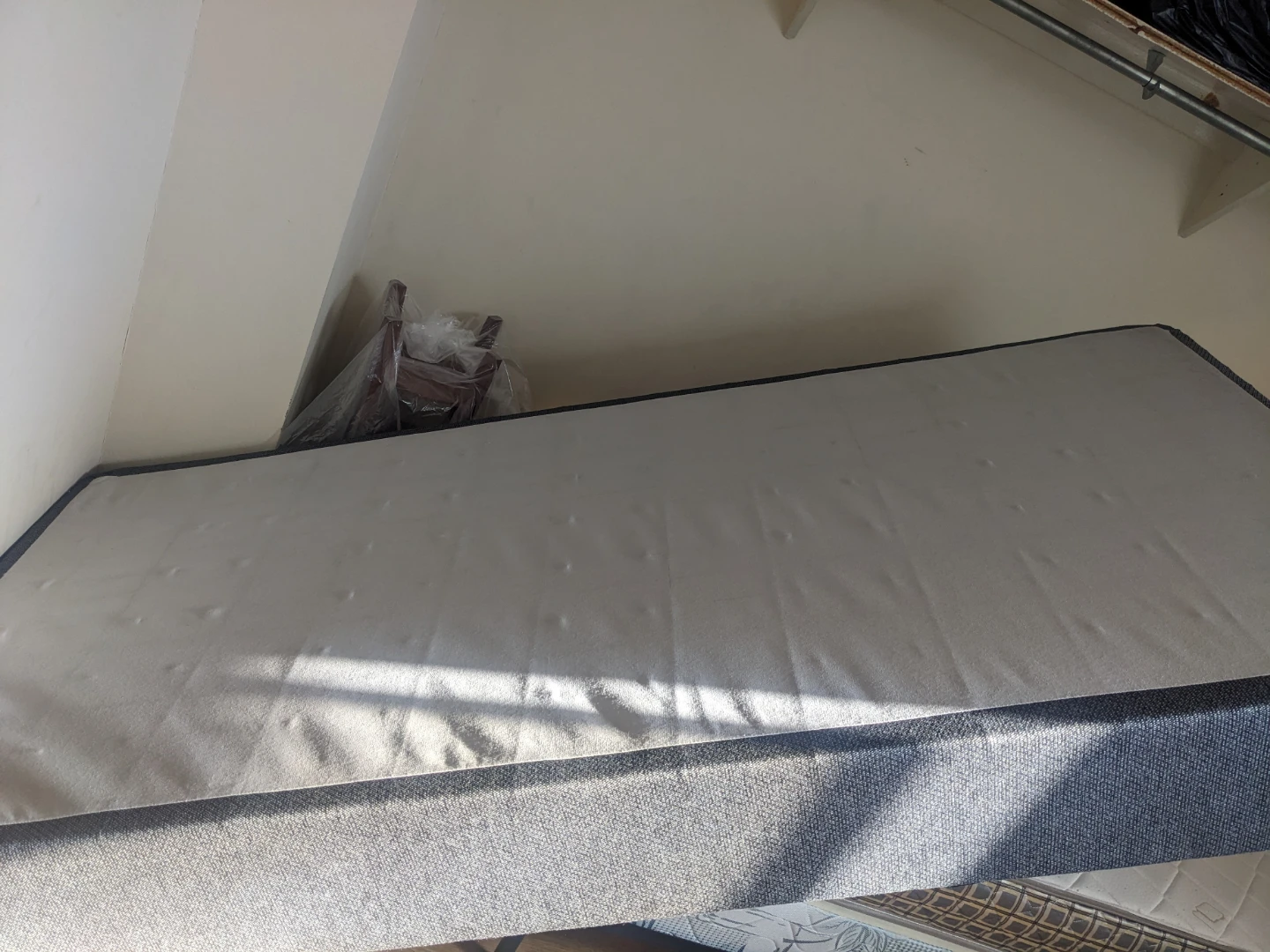 Single size mattress box spring