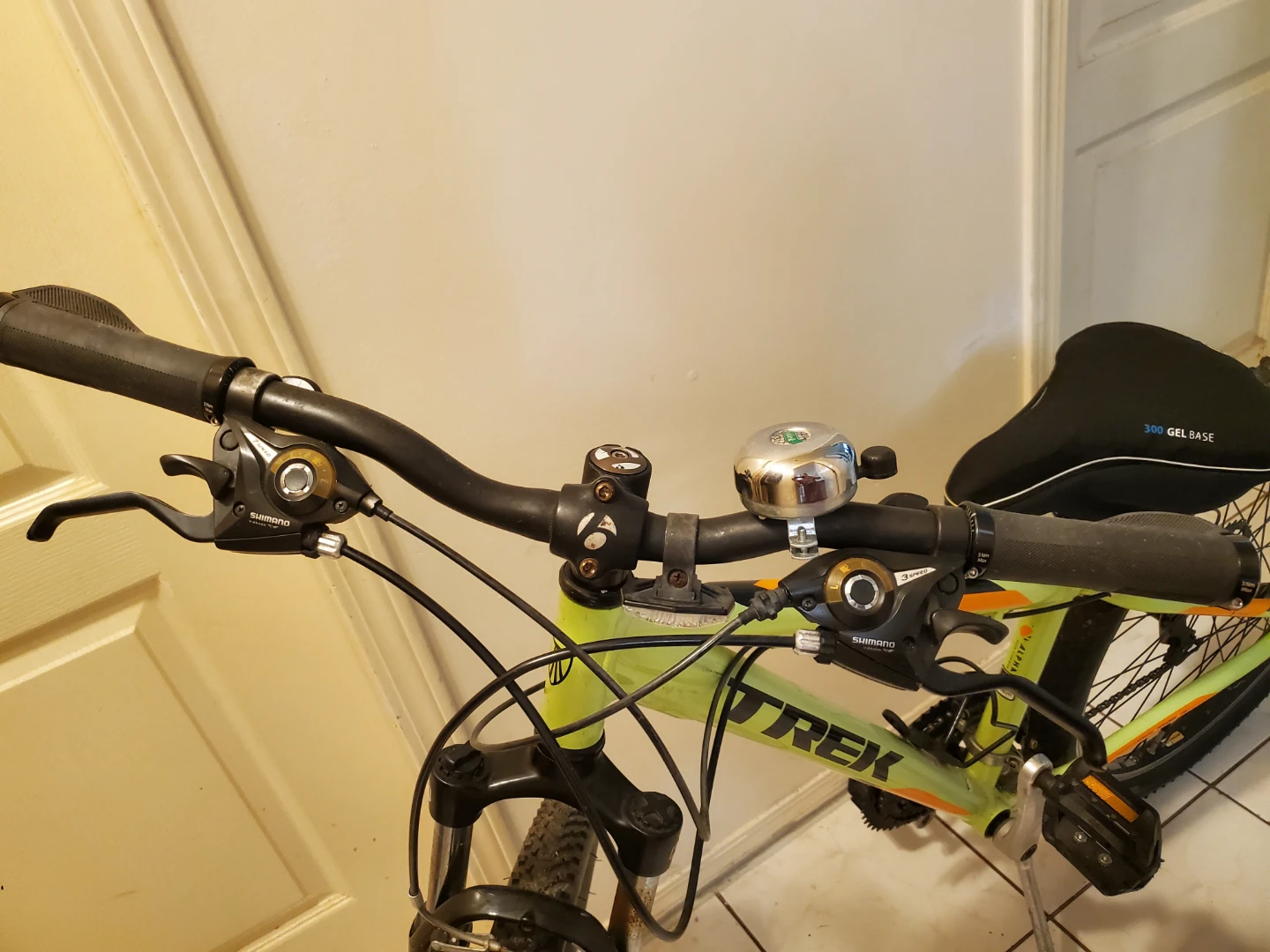 Trek 3500 Mountain Bike - photo 5