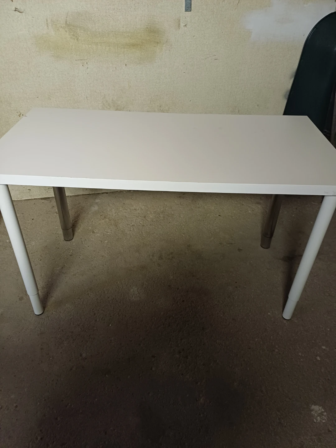 White IKEA Table - photo 5