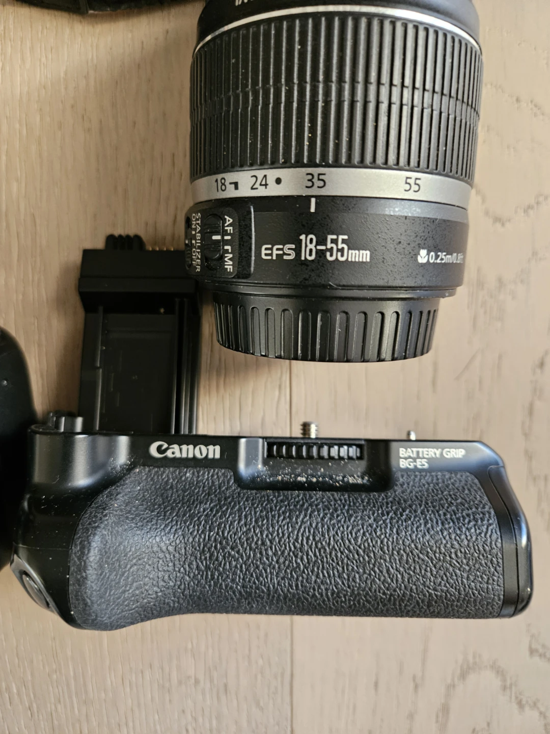 Canon EOS Camera Kit with 18-55mm Lens and Battery Grip - photo 5