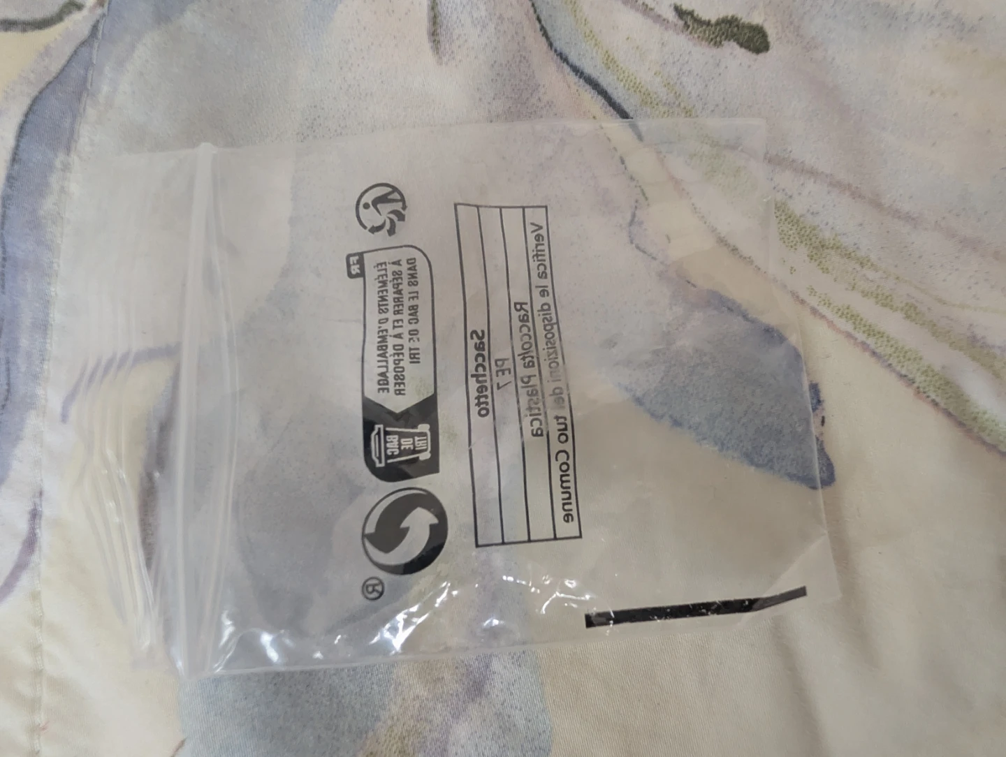 Small Clear Ziploc Plastic Bag - photo 4
