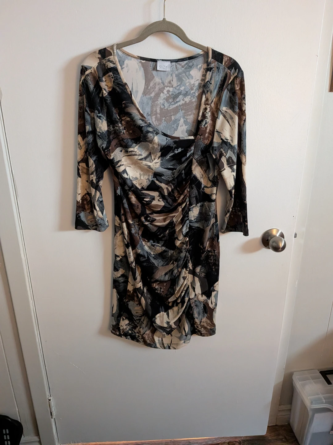 Suzy Shier patterned dress, size L