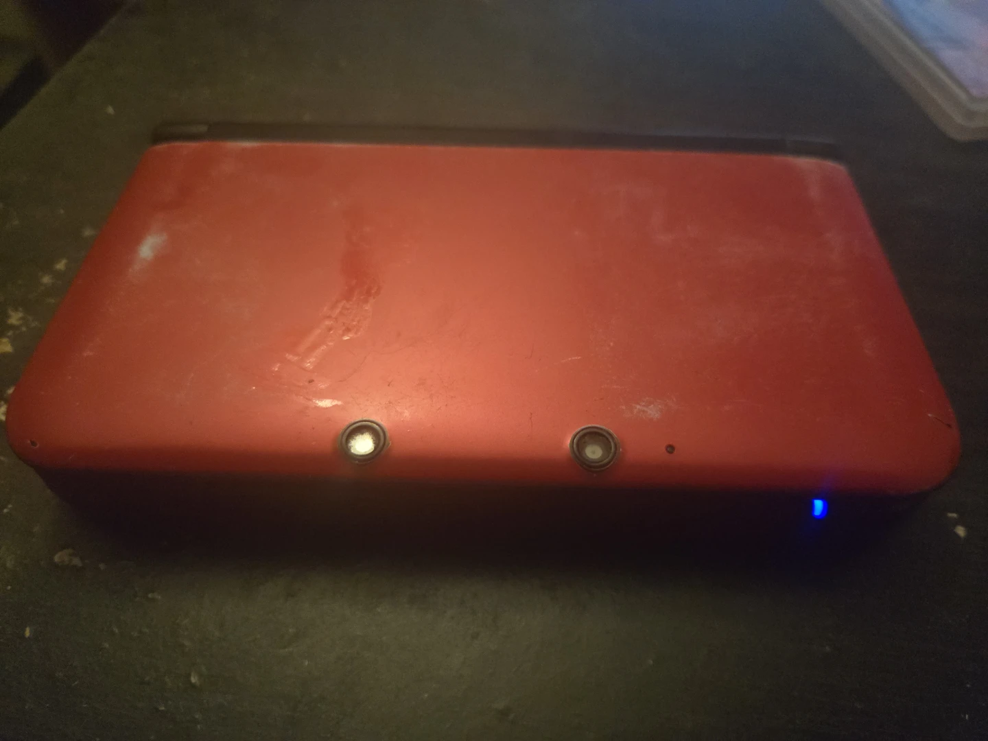 Nintendo 3DS XL Red with Pokemon Diamond, pearl and omega ruby