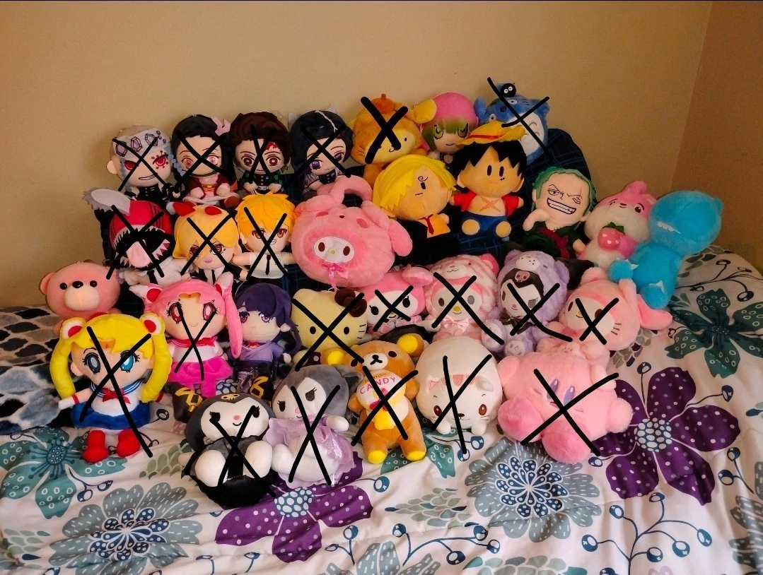 FREE PLUSHIES!! NEED GONE TODAY