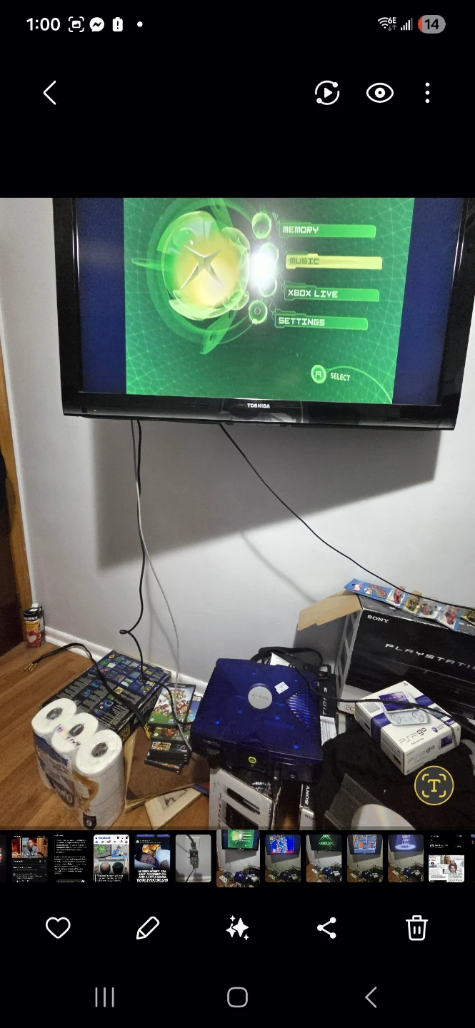 Ultra rare crystal blue xbox with controller - photo 4
