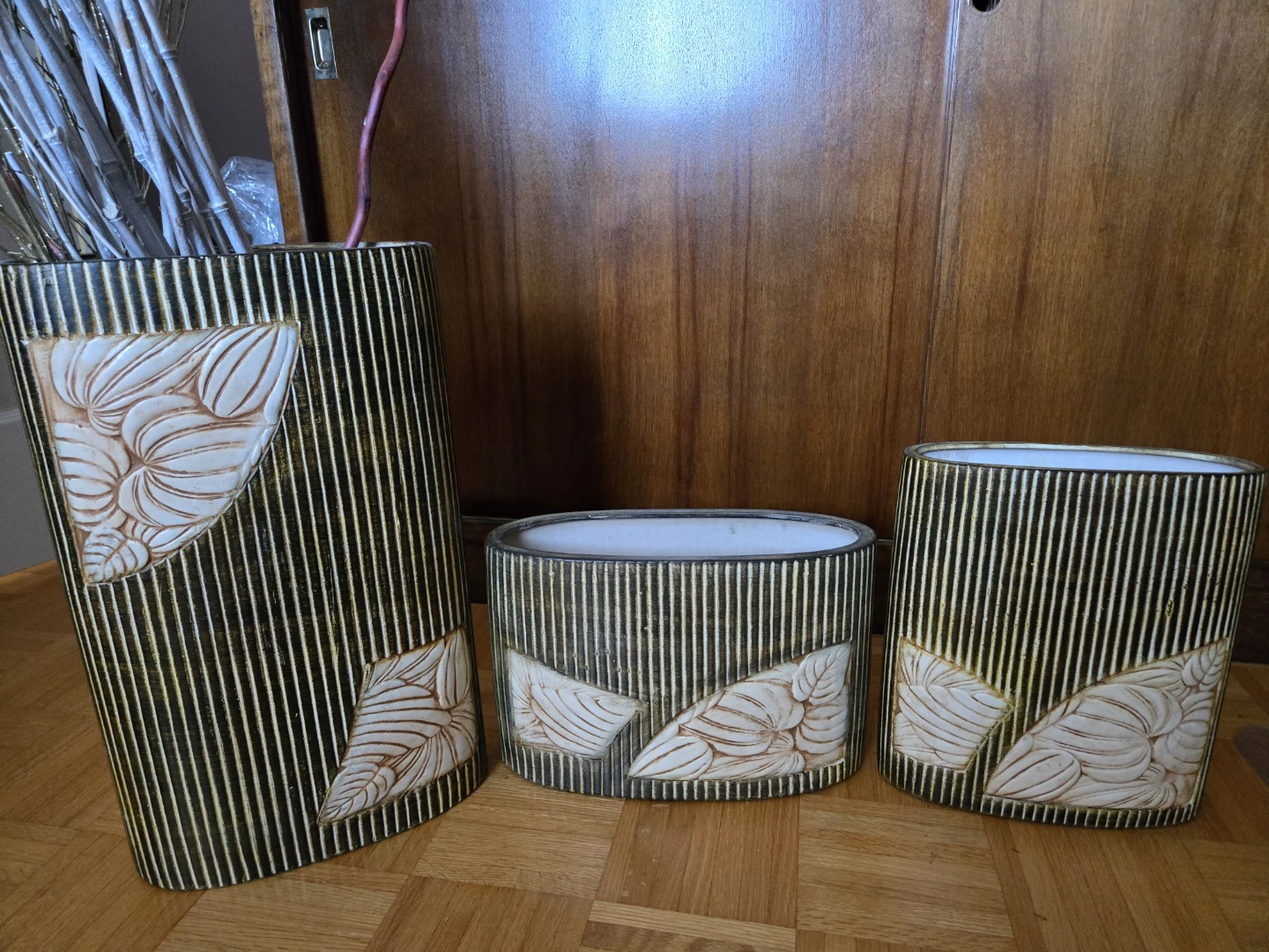 Set of 3 decorative oval ceramic planters