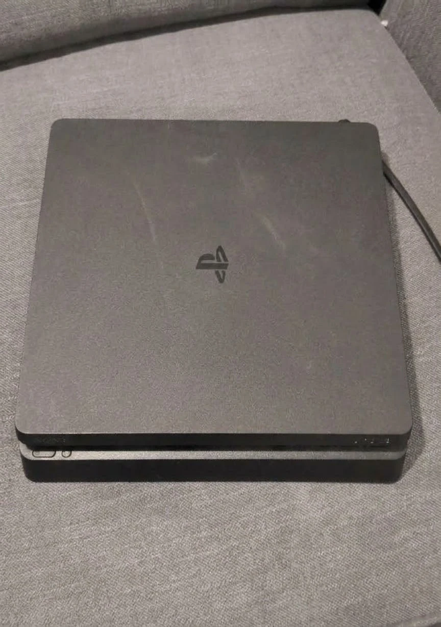 Sony PlayStation 4 Slim Console