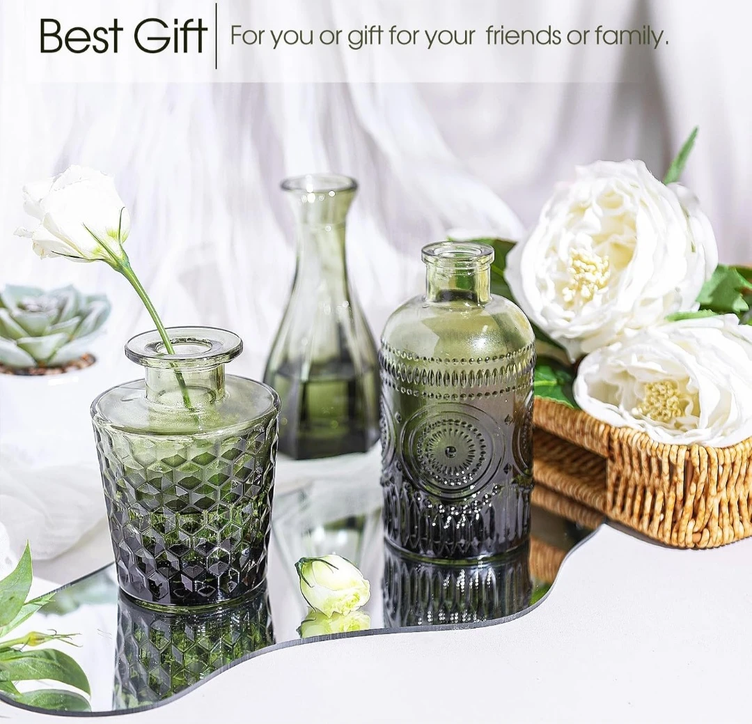 Set of 12 Miniature Green Glass Vases - photo 2