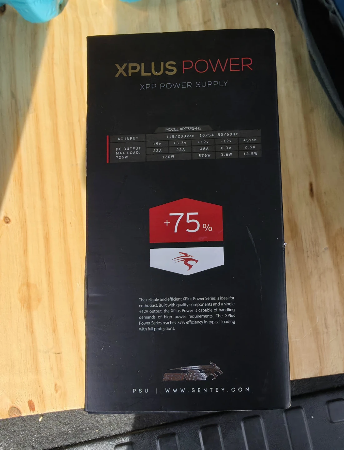 Sentey XPlus Power 725W PSU - photo 2