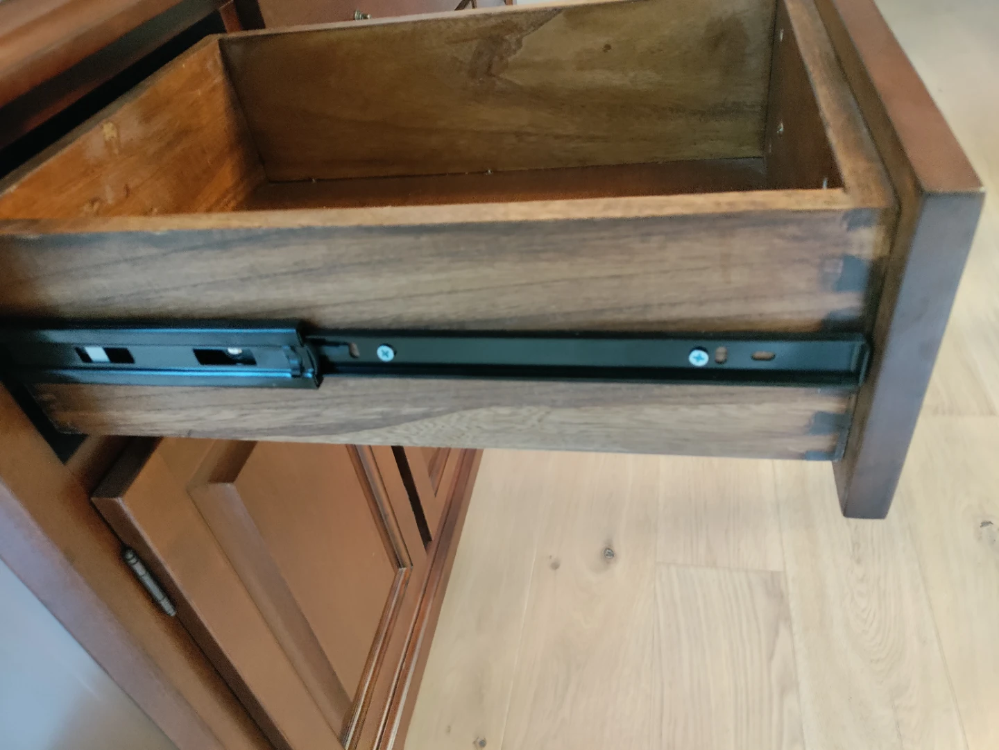 Wooden Sideboard Buffet Cabinet - photo 2