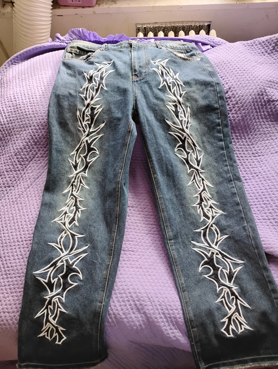 REVENGE JEANS SIZE  EXTRA LARGE