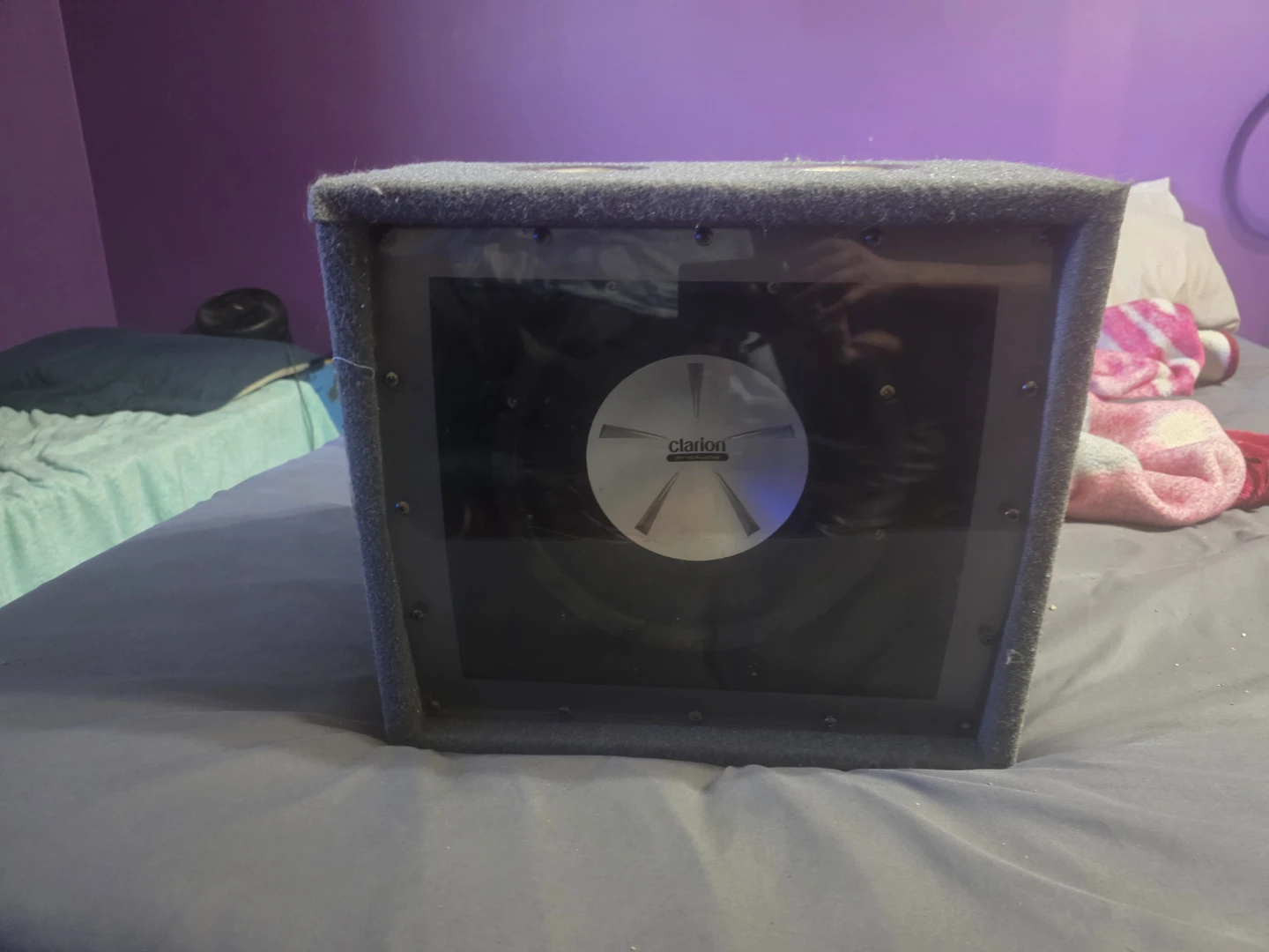 Clarion Subwoofer in Enclosure