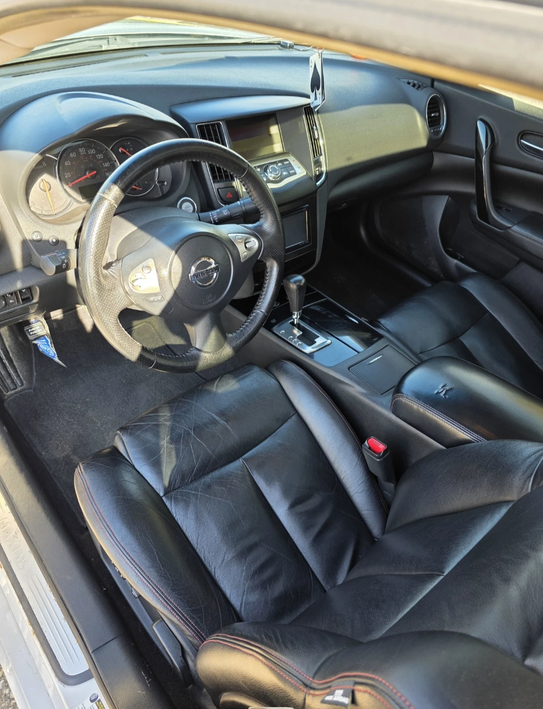 Nissan Maxima SV - photo 3