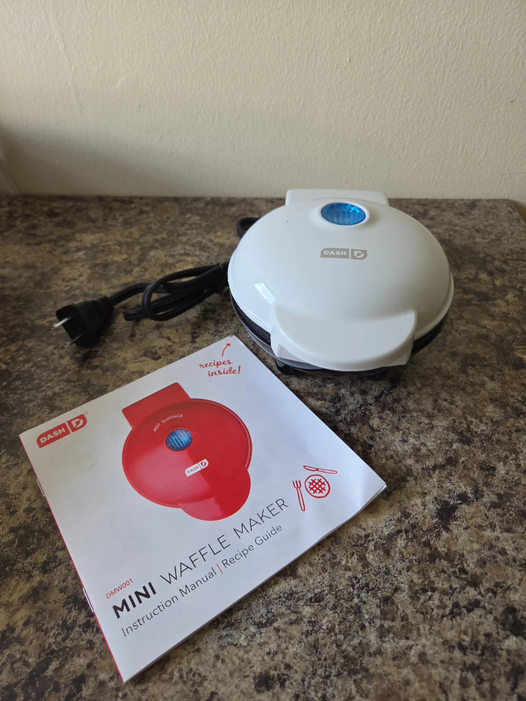Dash Mini Waffle Maker - photo 3