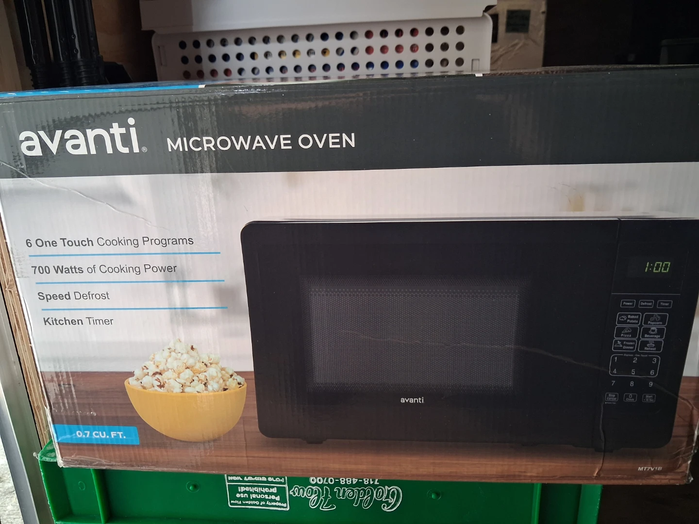 Avanti 0.7 Cu. Ft. Microwave Oven