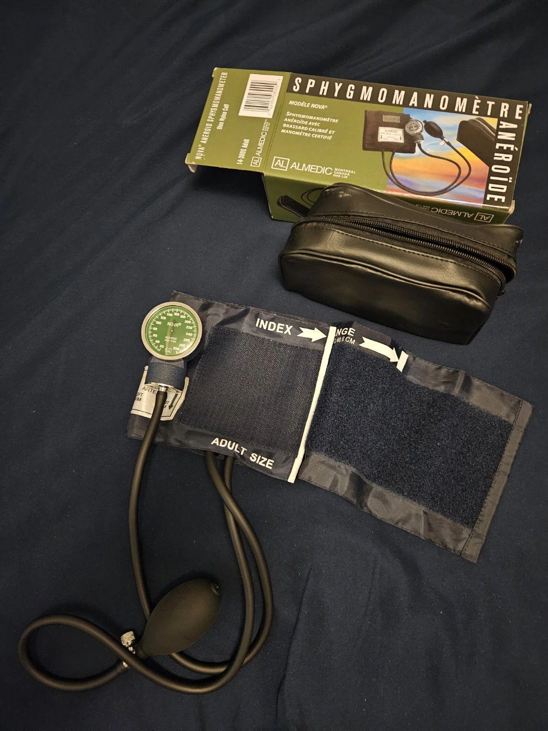 Aneroid Sphygmomanometer / Blood Pressure Cuff
