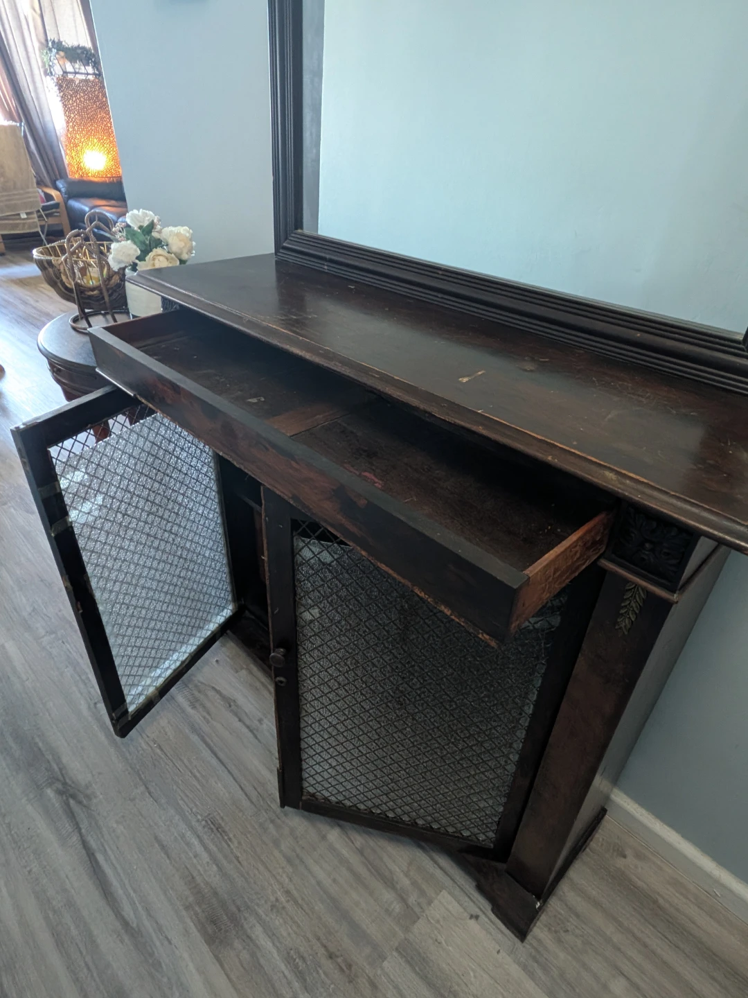 Vintage Dark Wood Cabinet - photo 4