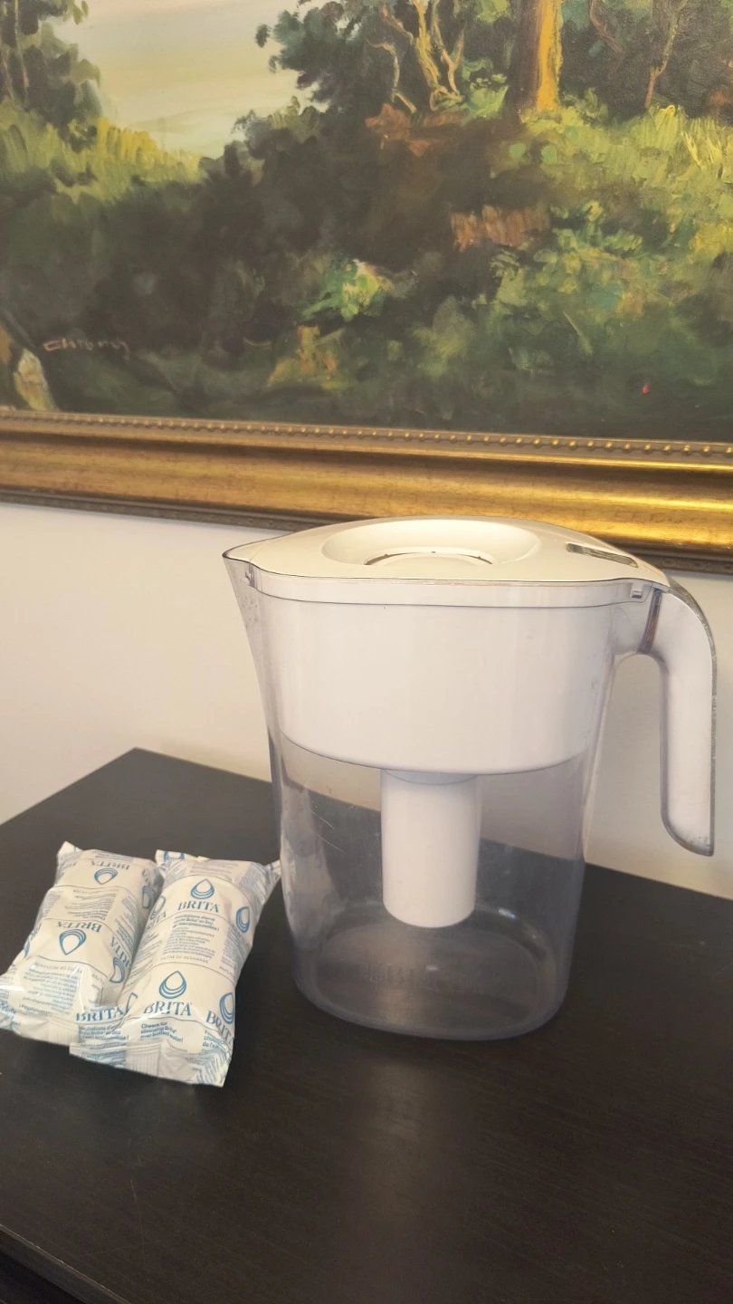 Brita Water Filter Pitcher with 2 New Filters