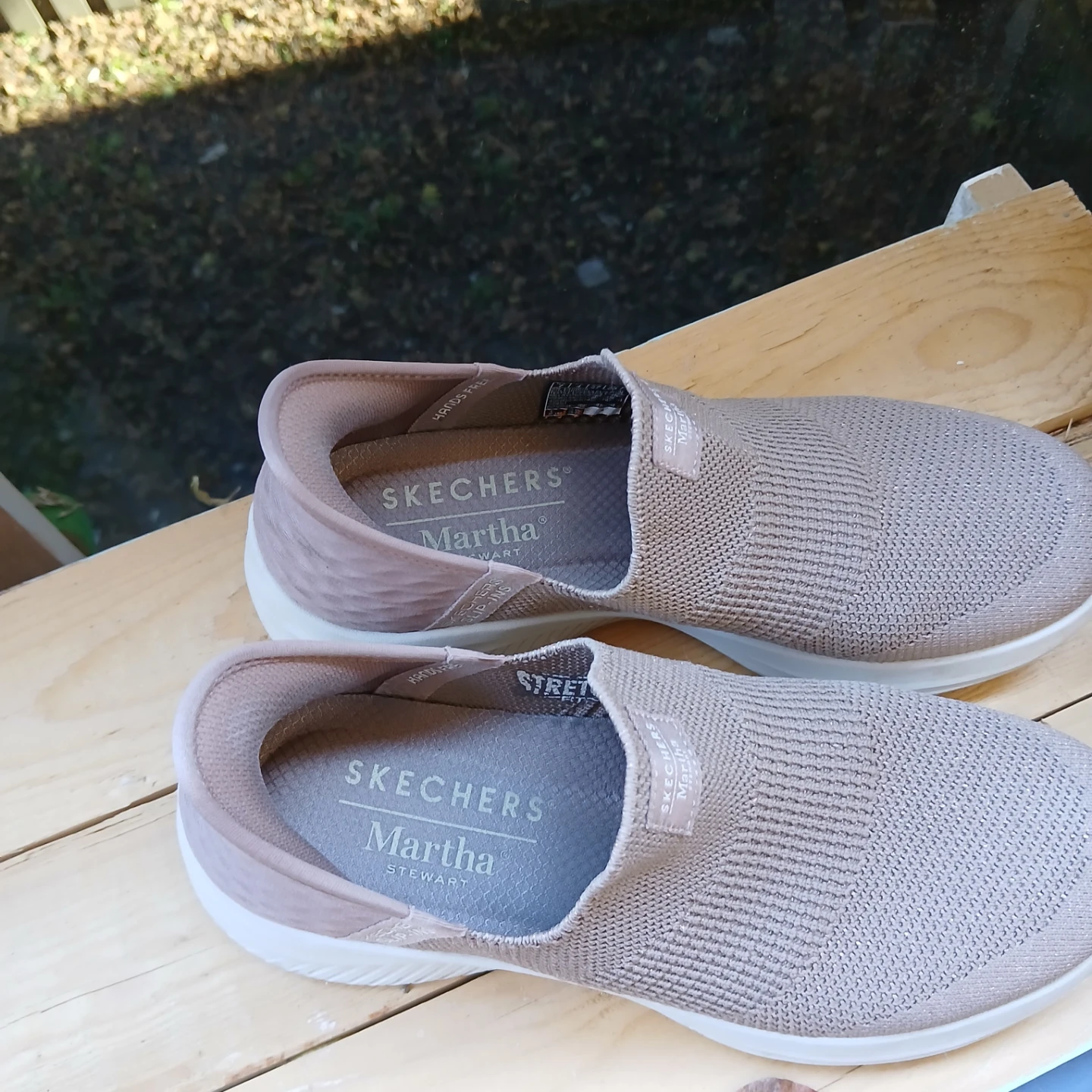 Skechers Hands Free Slip-ins Martha Stewart Size 7 - photo 2