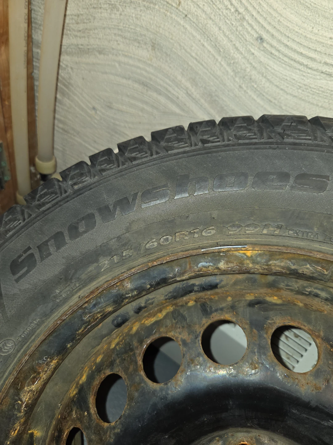 Winter tires and rims - photo 3